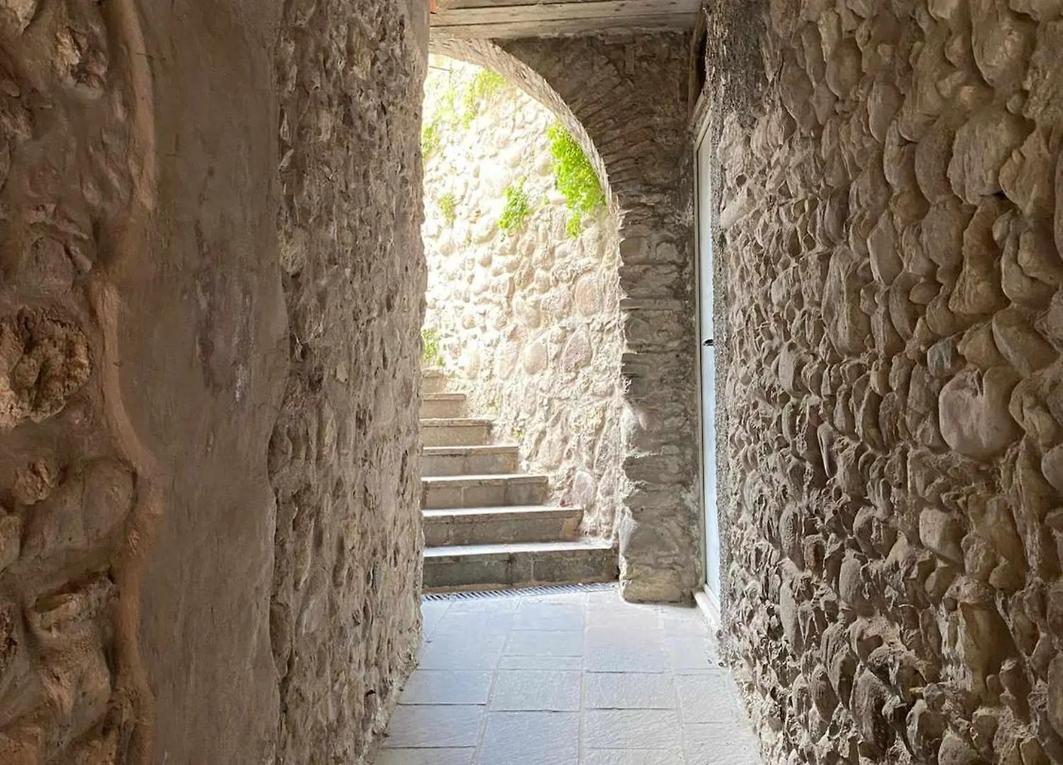 Dimora Belvedere - Rustico, Vista Lago, Wifi Costermano Appartamento